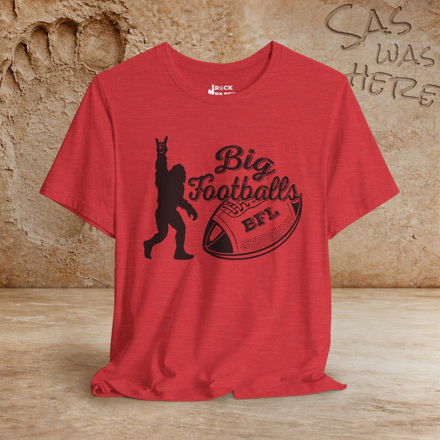 Big Foot-Balls... ? 🏈