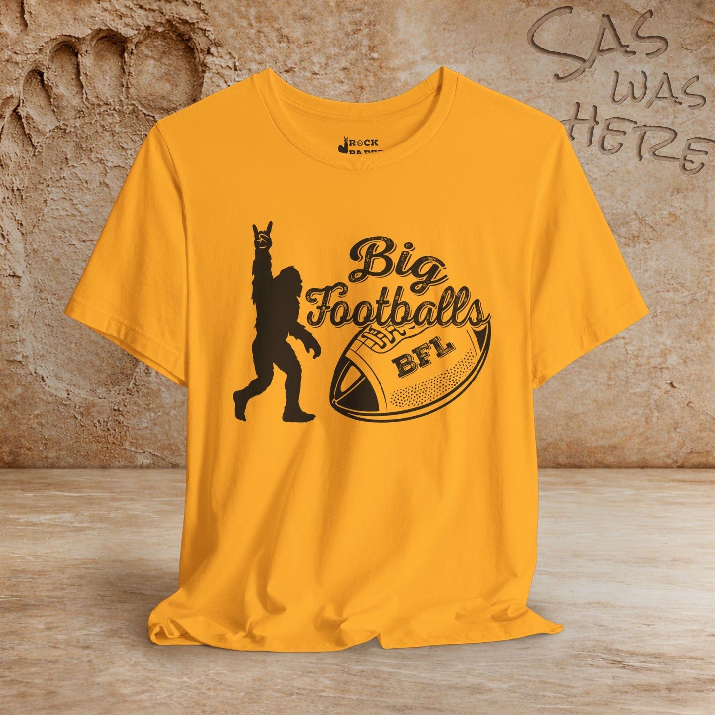 Big Foot-Balls... ? 🏈