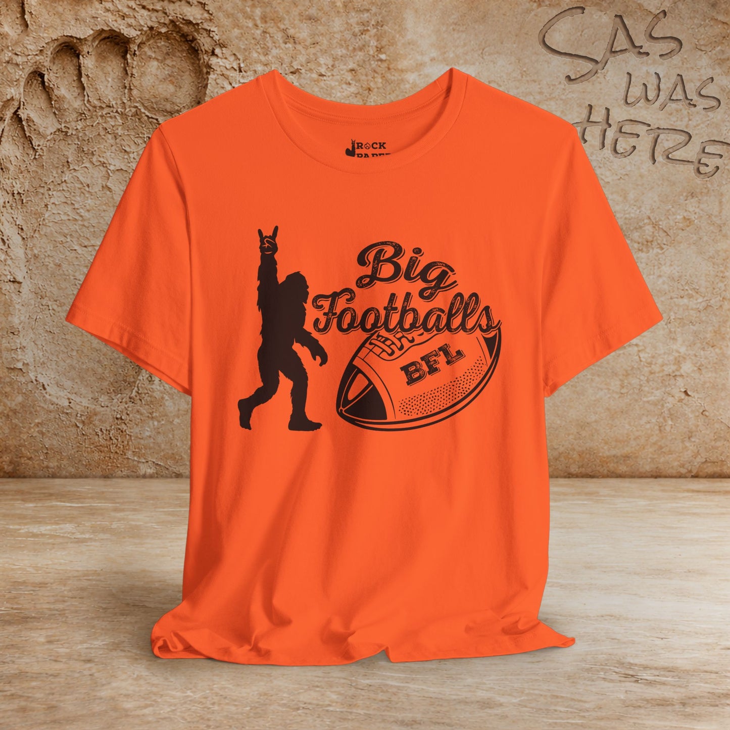 Big Foot-Balls... ? 🏈